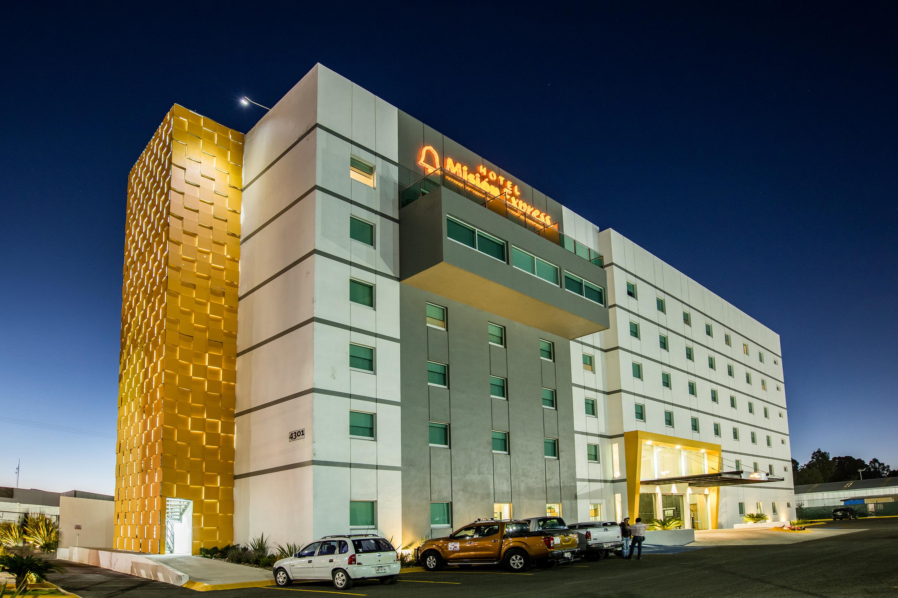 Mision Express Durango Hotel Exterior photo