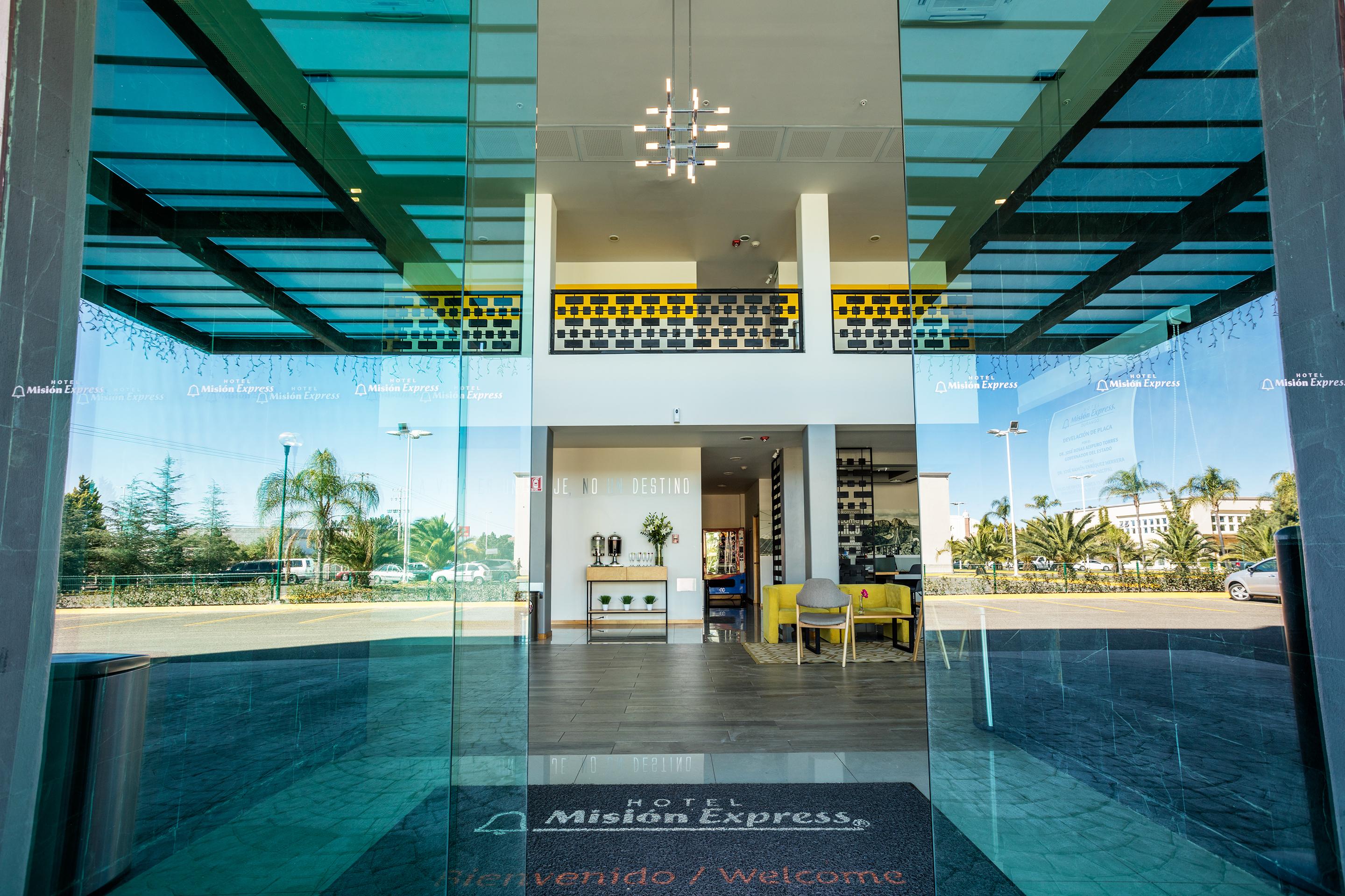 Mision Express Durango Hotel Exterior photo