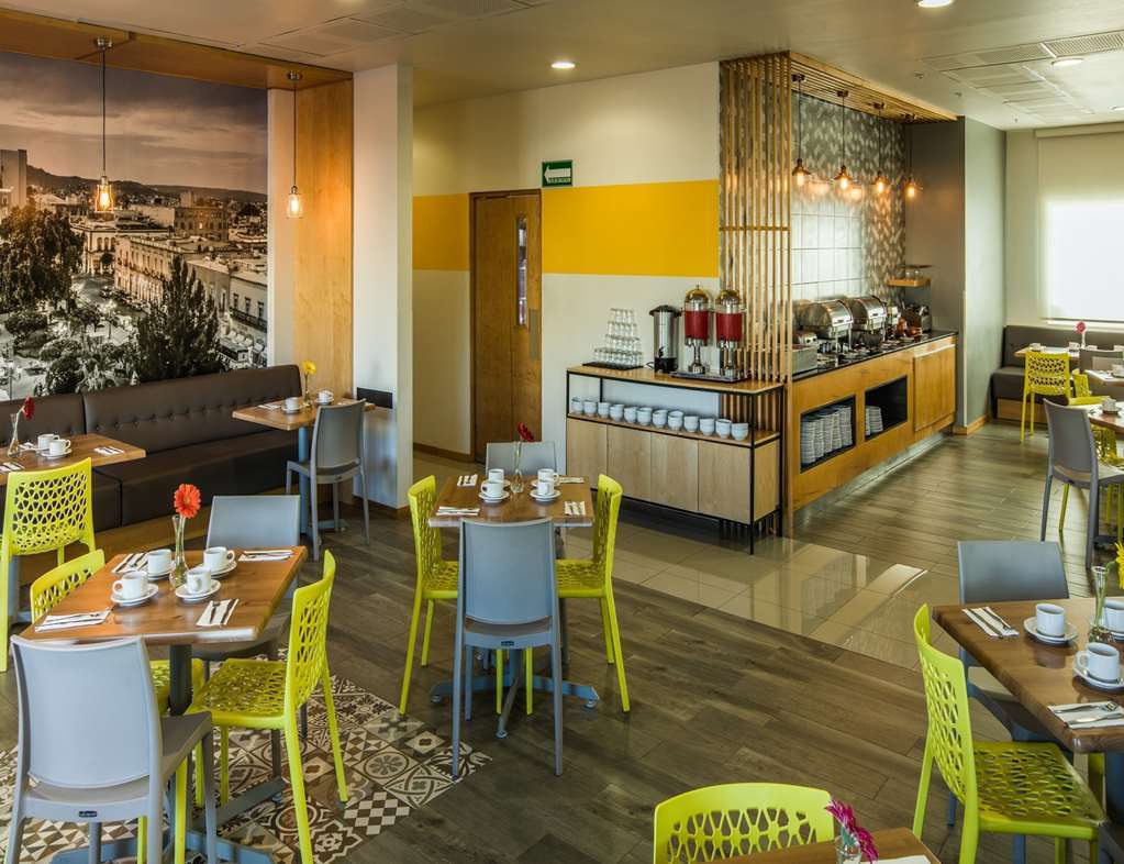 Mision Express Durango Hotel Restaurant photo